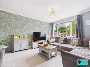 Living Room- click for photo gallery